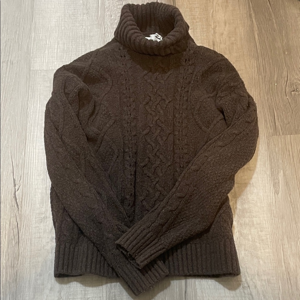 Abercrombie & Fitch Chocolate Cable Knit Turtleneck Sweater